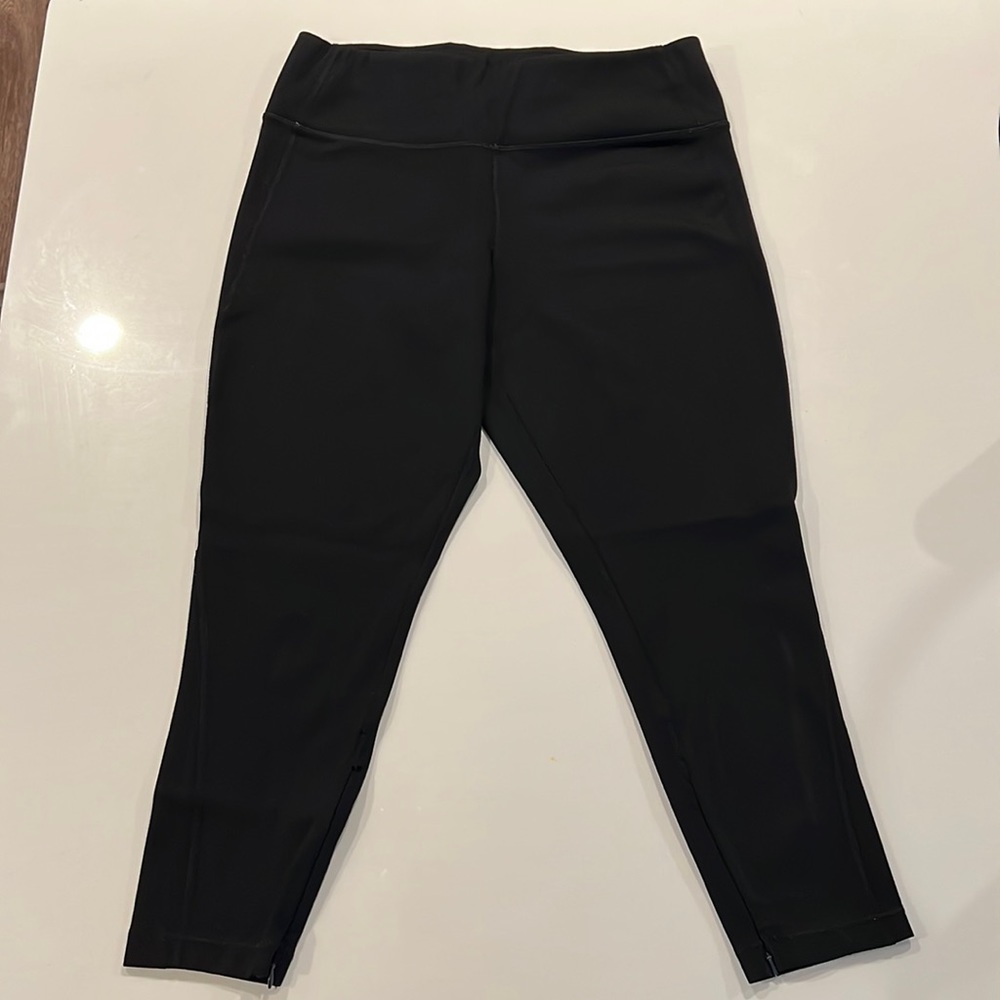 Gap Women’s Sculpt Ponte leggings